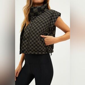 Beach Riot Canyon Puffer Vest in Black Olive Grey Checkerboard Medium Sleeveless